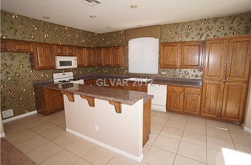 4th image of 9017 W Dorrell Ln