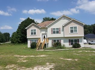 10 Meadowbrook Ln, Carrollton, GA 30117