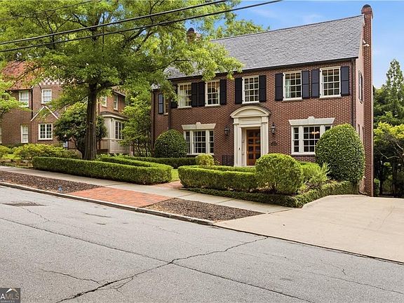 5th image of 45 Montclair Dr NE
