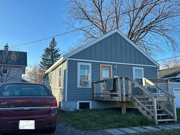 3rd image of 217 3rd St