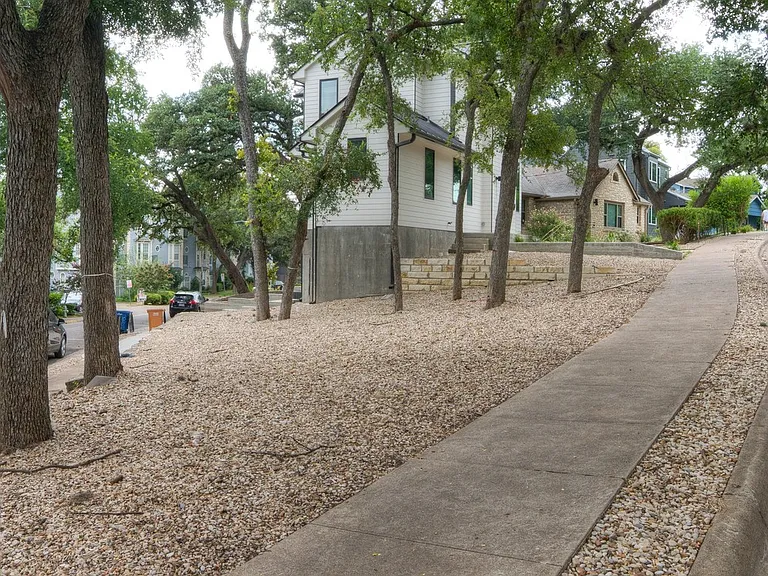 3111 Walling Dr — Photo 27
