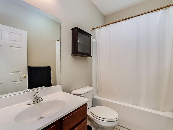 5th image of 3272 Sweet Clover Ln