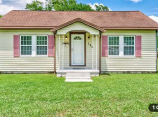 195 E Darby St, Bridge City, TX 77611