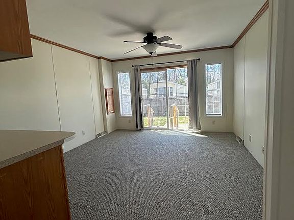 3rd image of 7 Dorval Dr #7