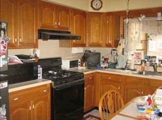 90 Sycamore Rd, Jersey City, NJ 07305