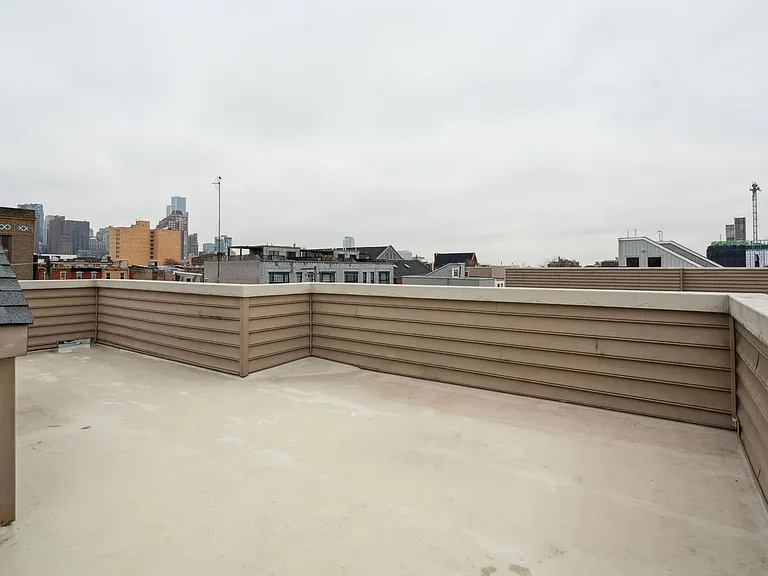 1633 Carpenter St — Photo 26