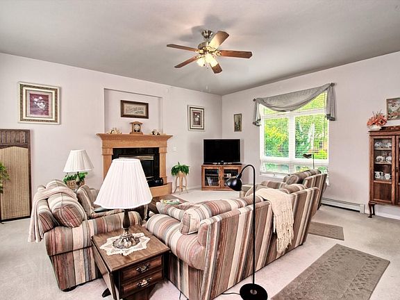 3rd image of 641 E Pagosa Dr