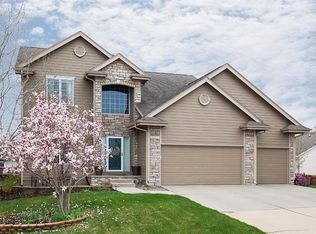 1770 SE Olson Dr, Waukee, IA 50263