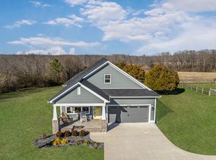 1115 Abiff Rd, Bon Aqua, TN 37025
