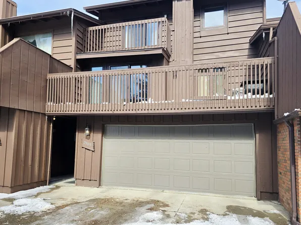 2903 Winnipeg Dr, Bismarck, ND 58503