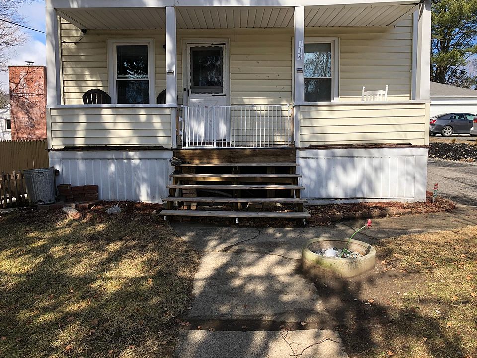 1st floor porch