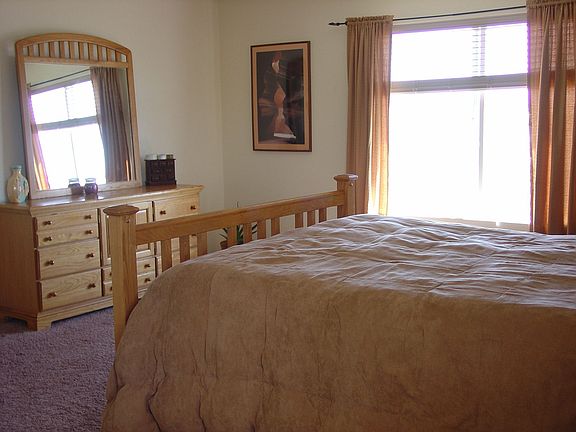 4th image of 10432 Calle Alava NW