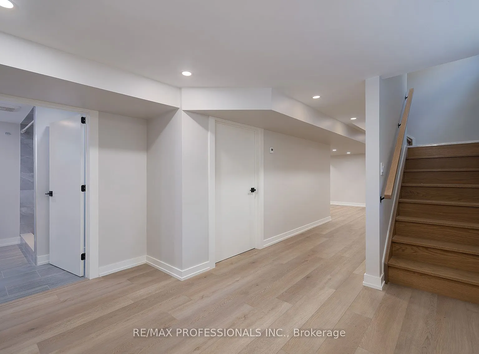 1 bed, $2,000 — Photo 4
