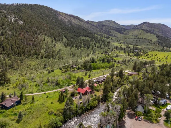 428 Rustic Rd, Bellvue, CO 80512
