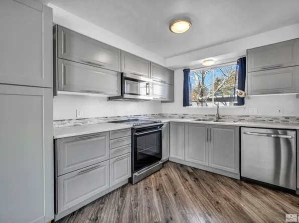 3012 Green Dr, Carson City, NV 89701