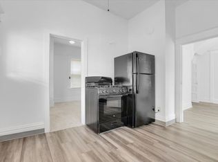 1517 SW Columbia St APT A, Portland, OR 97201
