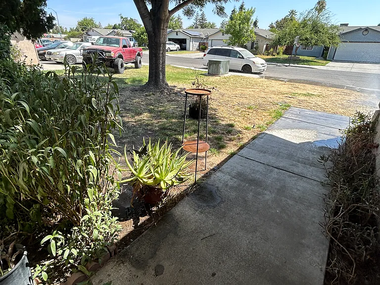 2426 S Siega Ave — Photo 17