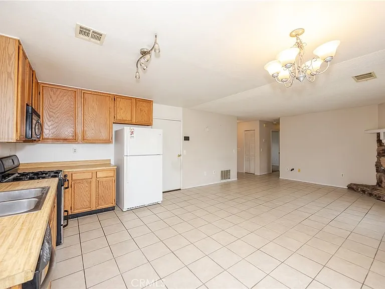 10415 Buckboard Cir — Photo 6