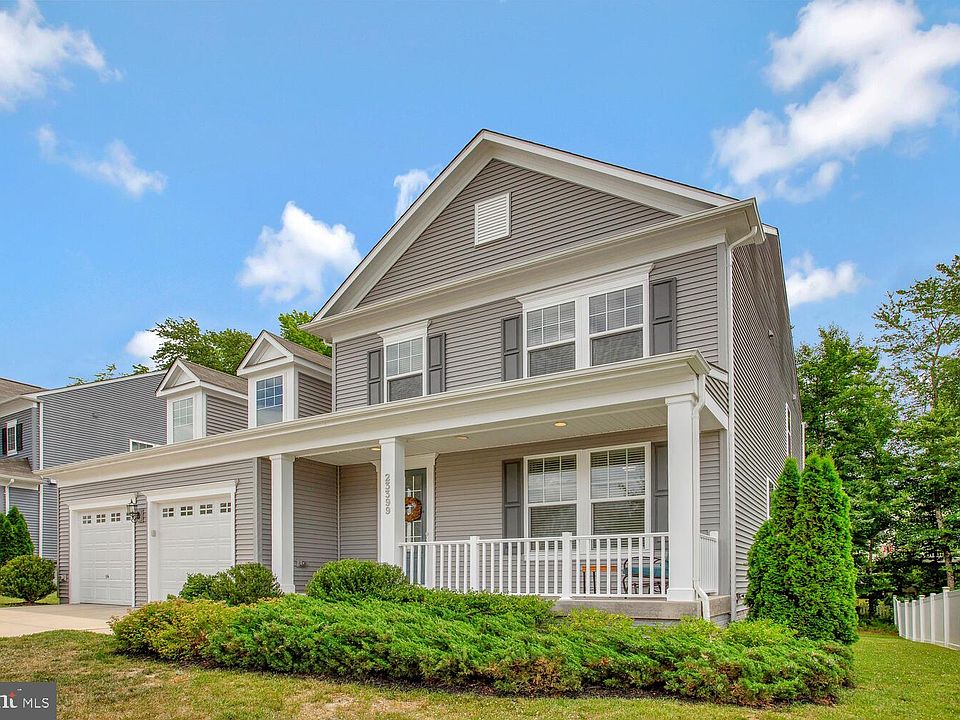 1st image of 23399 Lilliflora Dr