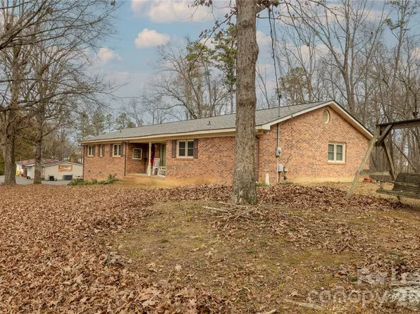 24752 Kates Dr, Albemarle, NC 28001