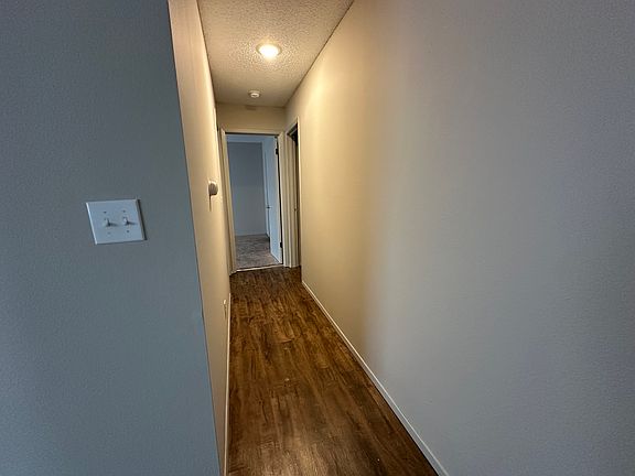 3rd image of 321 Finkbine Ln APT 9