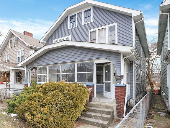 3rd image of 1142-1144 Wilson Ave