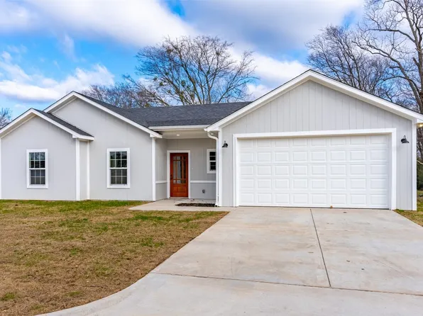 204 Beckham St W, Sulphur Springs, TX 75482