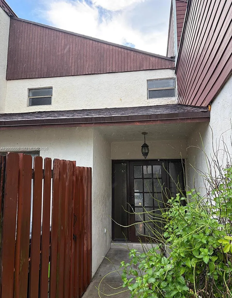 South Shore 4 Of Wellingt — Photo 1