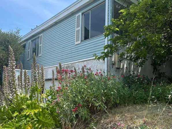 2758 Del Monte Ave, El Cerrito, CA 94530