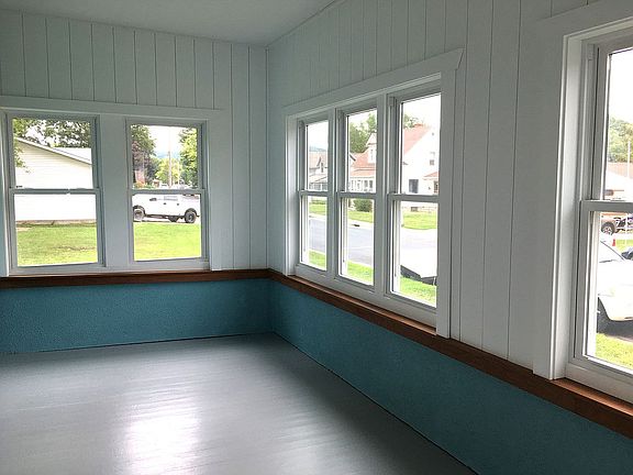 Inviting 3-season porch