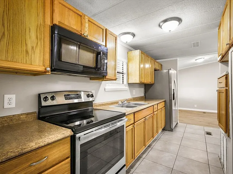 1642 Hammond Blvd — Photo 11