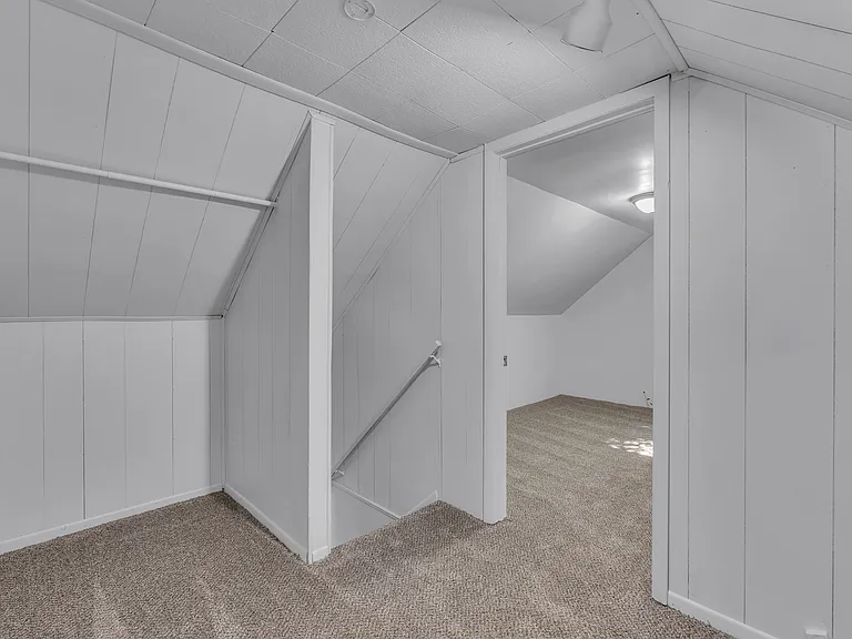 610 Elm St — Photo 20