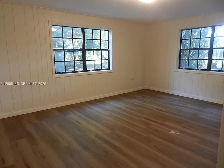 18950 SW 240th St — Photo 28