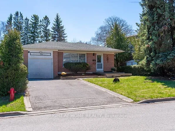 304 Roywood Cres, Newmarket, ON L3Y 1A5