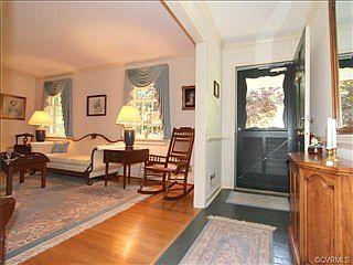 5th image of 2035 Surreywood Ct