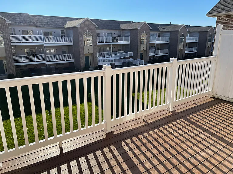 Crystal Terrace — Photo 13