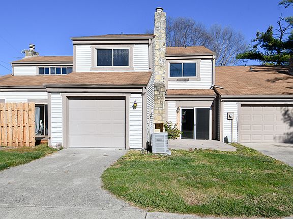 3rd image of 3006 Horse Hill West Dr