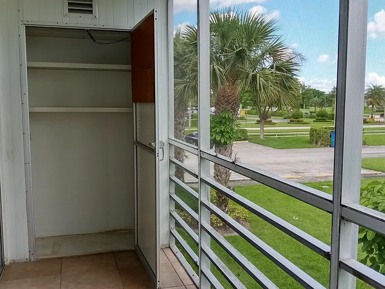16 Dorset Dr #A — Photo 17