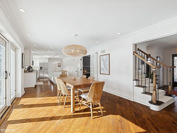 5th image of 2601 Mulberry Ln