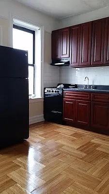 Rented by Lang Realty LLC | media 10