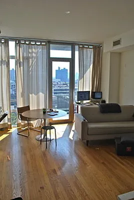 Rented by Prime Space Realty Corp | media 16