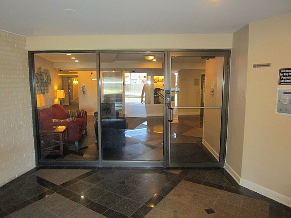3rd image of 700 Perrie Dr APT 410