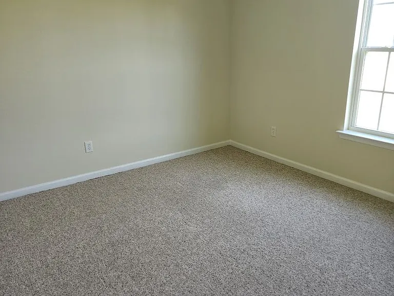 116 Taylors Ct — Photo 14