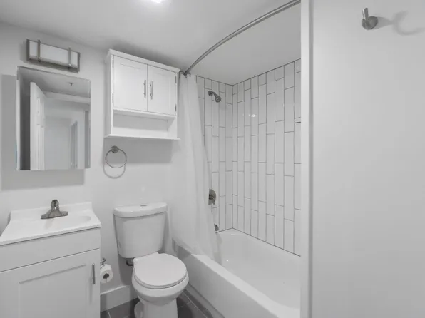 6107 Blvd East image 27 of 29