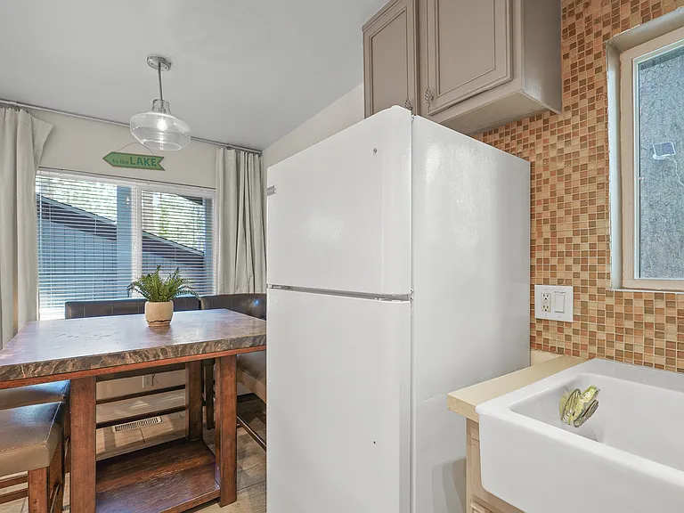 433 Mountainaire Ln #A & B — Photo 7