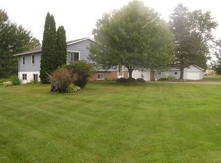12111 Stebbins Ave NW, Sparta, MI