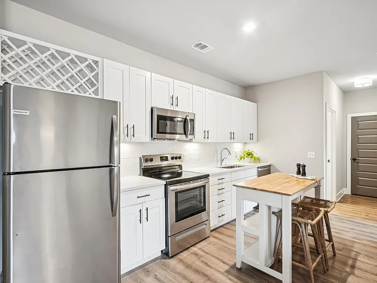 Satori West Ashley — Photo 63