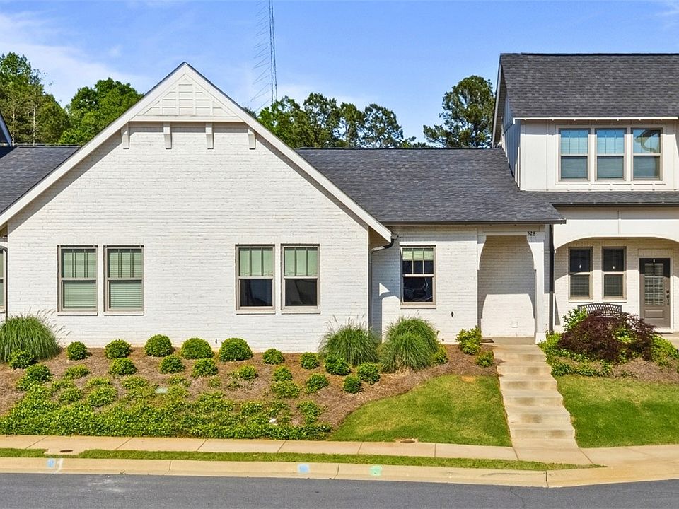 1st image of 528 Grey Oak Cir