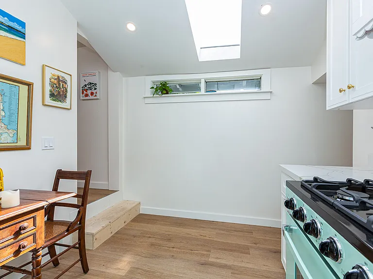 129 Broadway Blvd — Photo 14