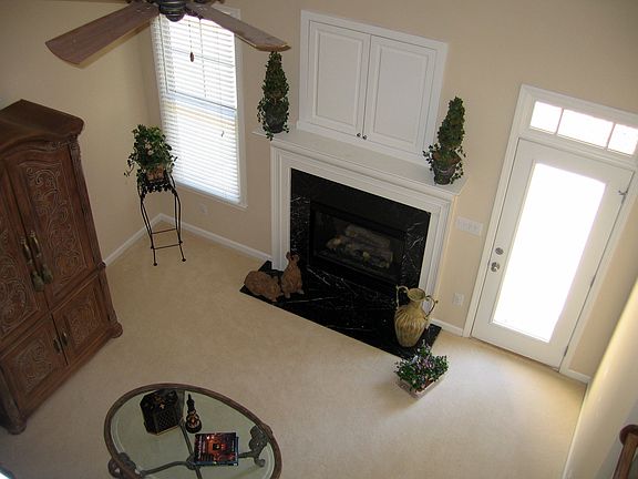 Vaulted Ceiling in Family Room